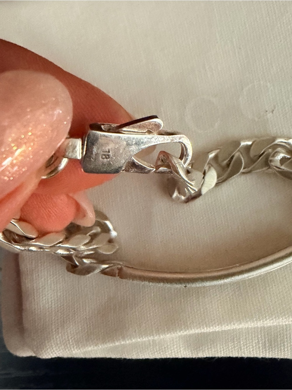 GUCCI Signature Bracelet With Gg Tag GG engraved 925 sterling silver unisex - Picture 7 of 7